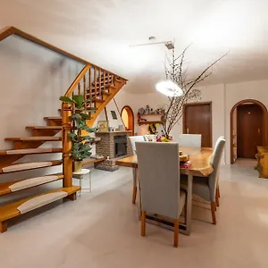  Apartment Ad Gaestezimmer Sinstorf